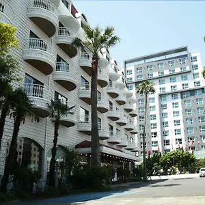 Pearl Hotel
