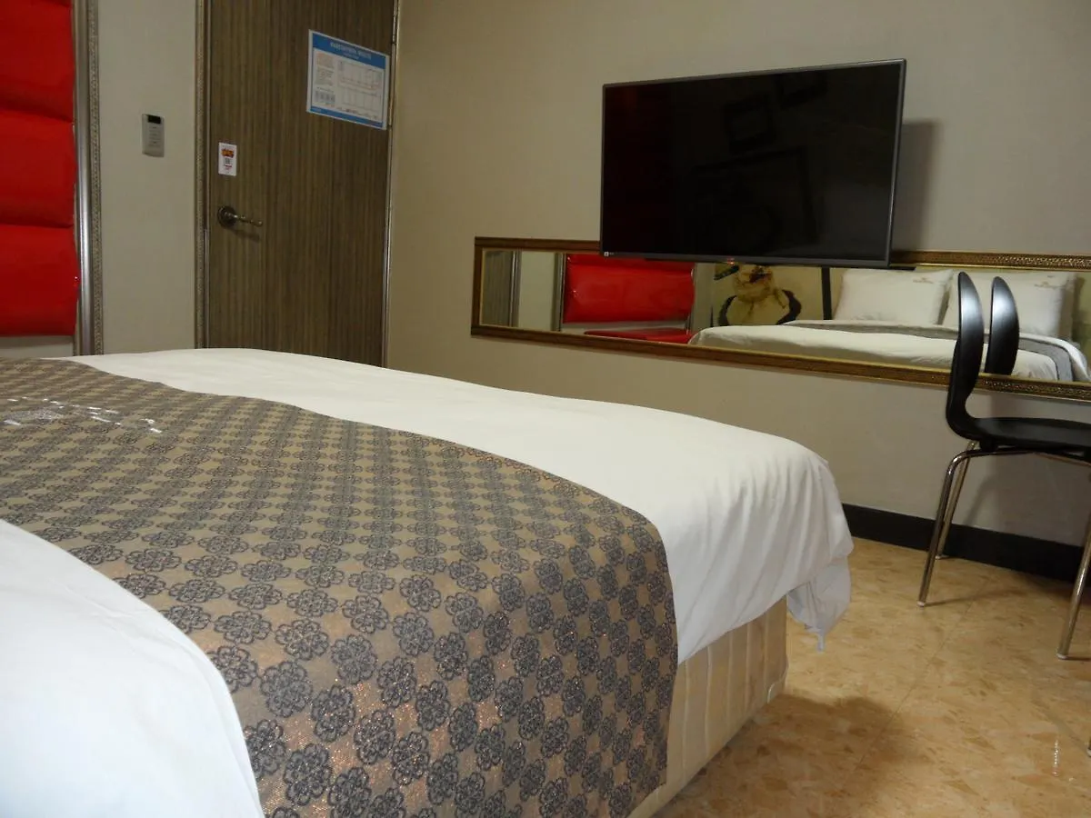 Songdo Blue Hotel Incheon 2*,