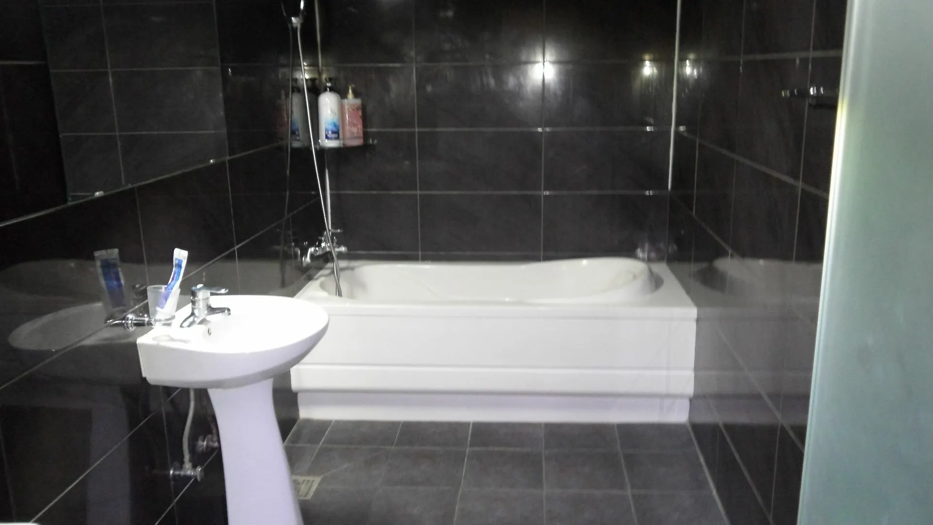 Songdo Blue Hotel Инчон 2*,